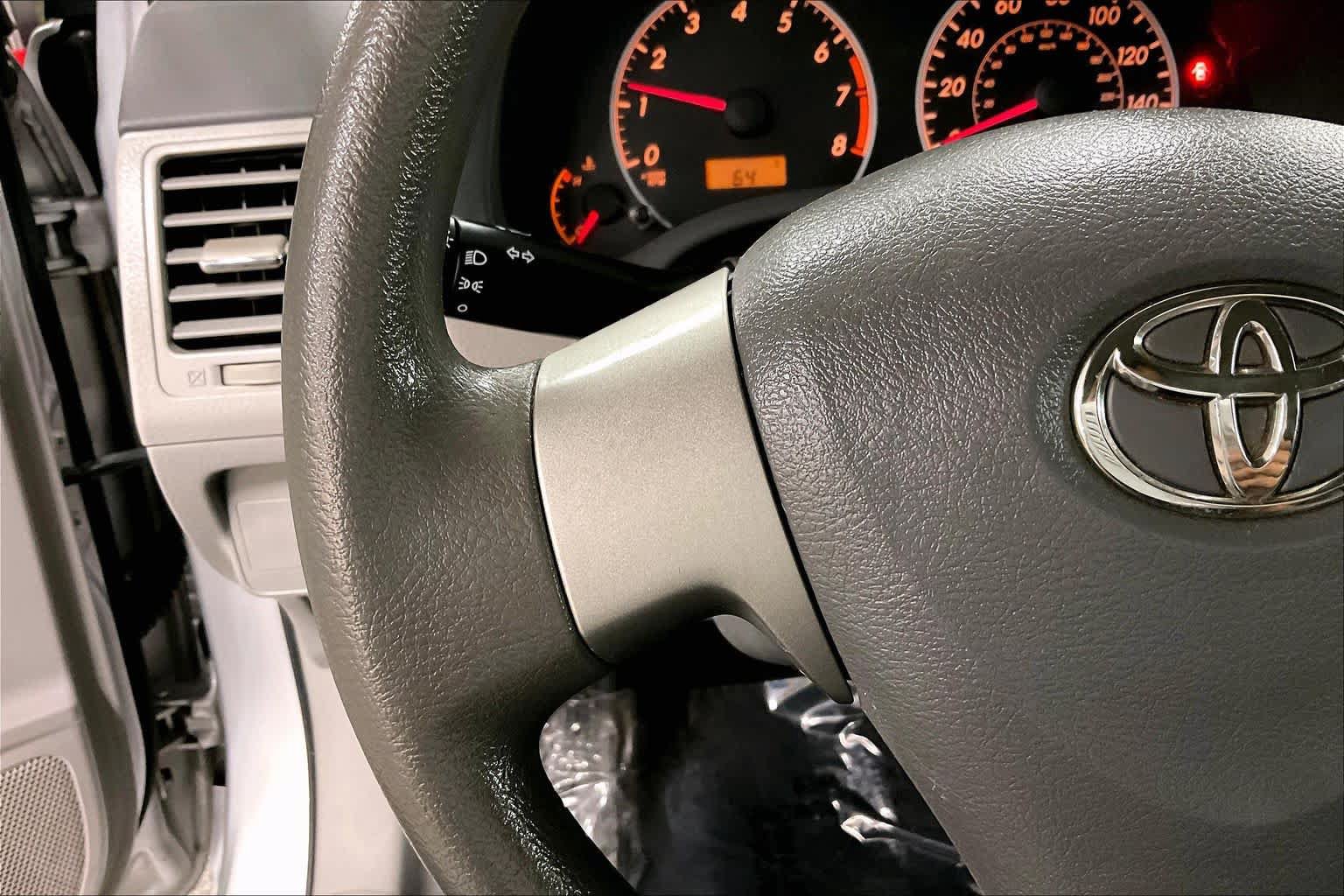 Used 2010 Toyota Corolla LE FWD image 22