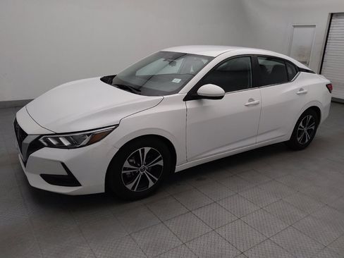 Used 2022 Nissan Sentra SV FWD image 2
