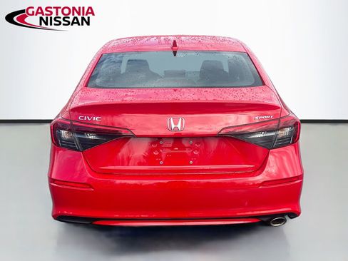 Used 2024 Honda Civic Sport image 7