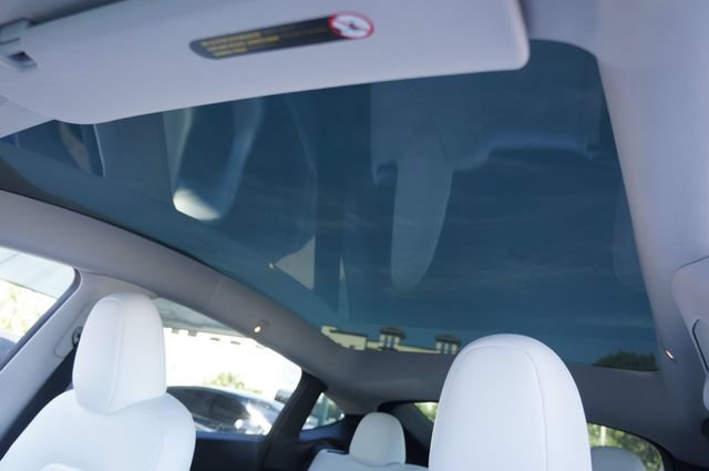 Used 2023 Tesla Model Y Performance AWD/4WD image 20