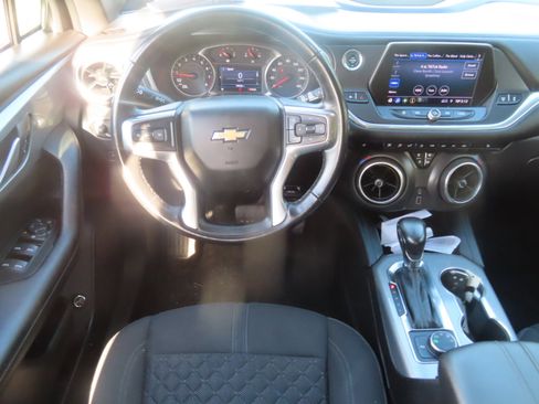 Used 2020 Chevrolet Blazer LT image 15