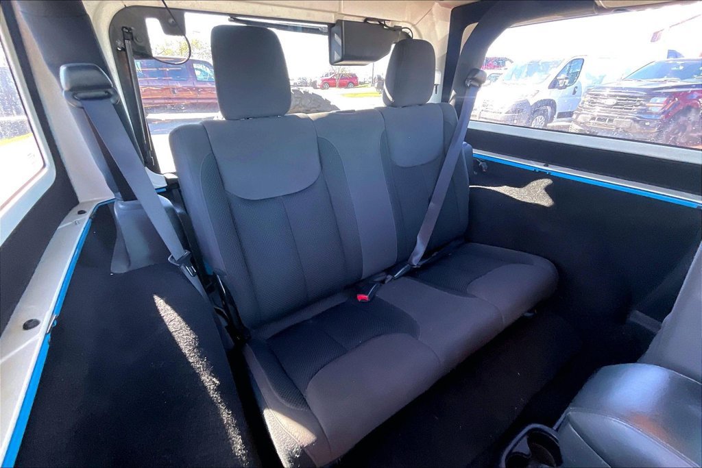 Used 2017 Jeep Wrangler Sport AWD/4WD image 24