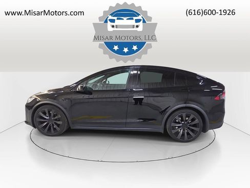 Used 2022 Tesla Model X Plaid AWD/4WD image 9