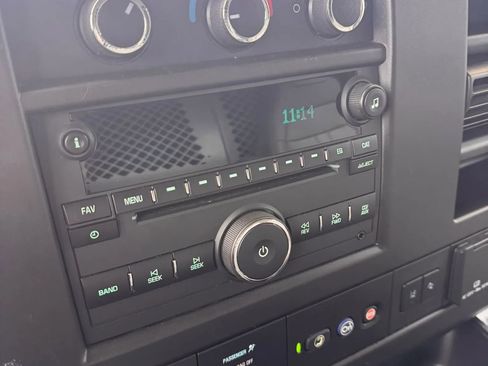 Used 2021 Chevrolet Express 2500 w/ Driver Convenience Package image 19