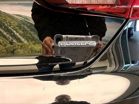 Used 2023 Audi A5 2.0T Premium w/ Convenience Package image 10