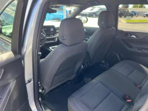 Used 2025 Chevrolet Equinox LT FWD image 29
