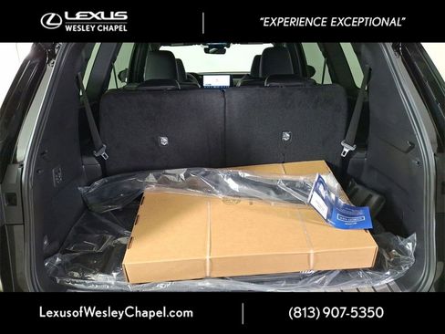 New 2026 Lexus TX 500h AWD image 8