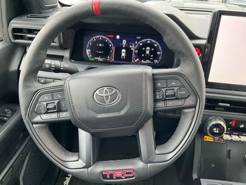 Used 2025 Toyota Tacoma TRD Pro w/ Tow Tech Package image 15