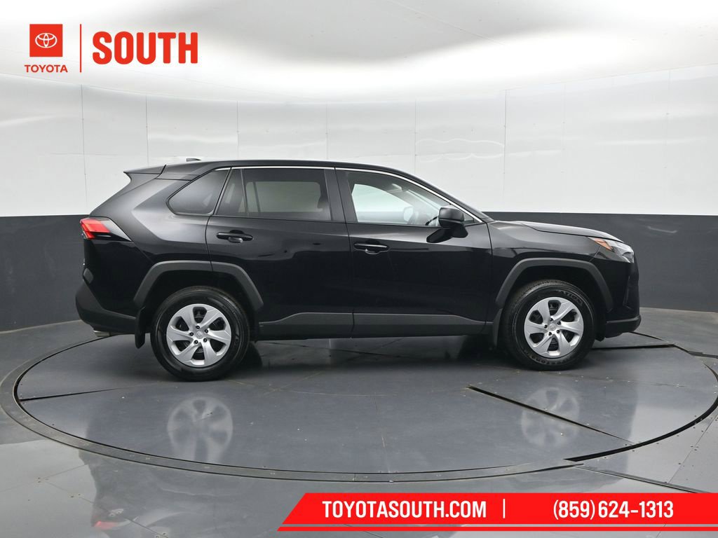 Certified 2025 Toyota RAV4 LE AWD/4WD image 3