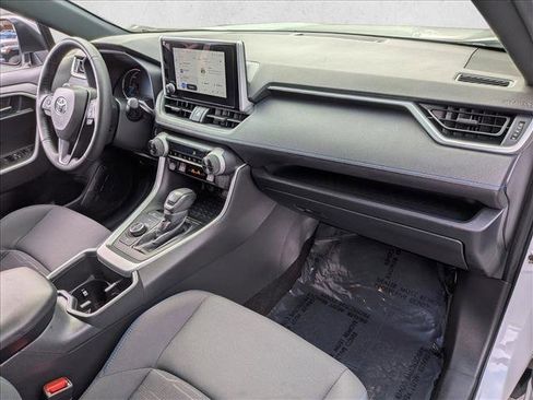 Used 2023 Toyota RAV4 SE w/ Convenience Package AWD/4WD image 18
