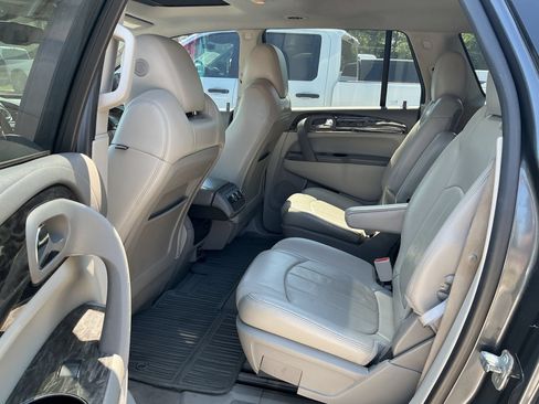 Used 2014 Buick Enclave Leather FWD image 8