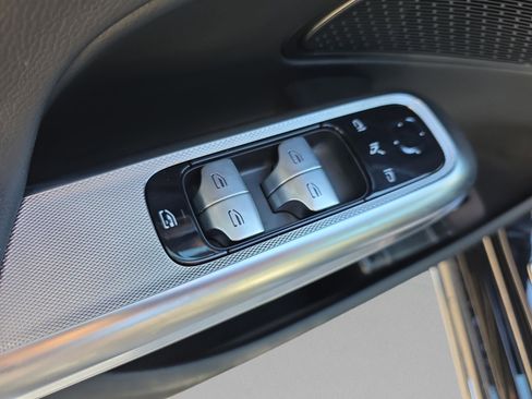 Used 2026 Mercedes-Benz E 350 Sedan image 18