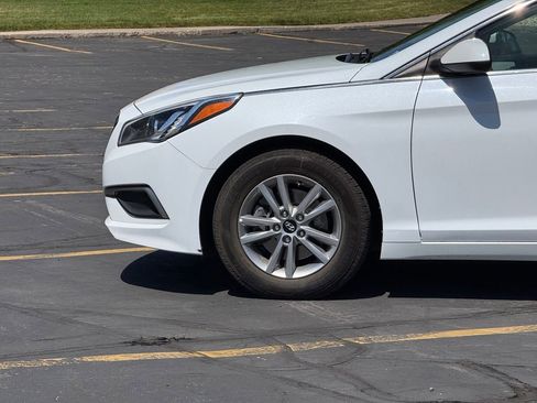 Used 2017 Hyundai Sonata SE FWD image 8