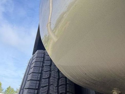 Used 2005 GMC Sierra 3500 SLT w/ Heavy-Duty Power Package AWD/4WD image 10