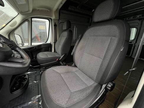 Used 2022 RAM ProMaster 2500 image 10