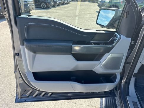 Used 2022 Ford F150 Limited image 14