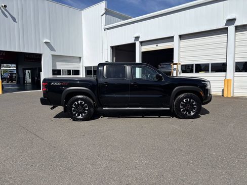 Used 2022 Nissan Frontier PRO-4X AWD/4WD image 8