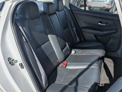 Used 2025 Nissan Sentra SR w/ SR Premium Package image 31