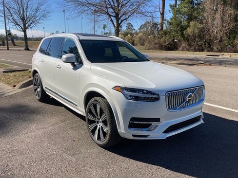New 2025 Volvo XC90 T8 Core w/ Climate Package image 1