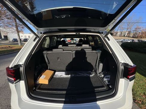 New 2026 Volkswagen Atlas SEL Premium R-Line AWD/4WD image 24