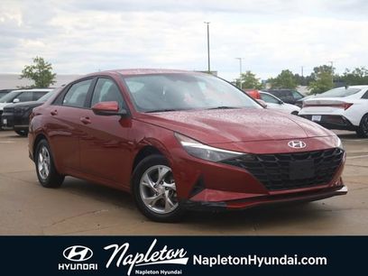 Used 2023 Hyundai Elantra SE