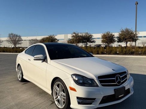 Used 2014 Mercedes-Benz C 250 C 250 2dr Coupe image 2