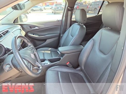 Used 2021 Buick Encore GX Essence w/ Advanced Technology Package FWD image 21