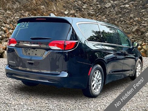 Used 2024 Chrysler Voyager LX FWD image 2