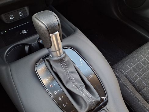 New 2026 Honda HR-V LX image 19