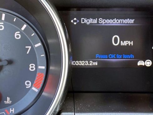 Used 2016 Ford Mustang Shelby GT350 w/ Technology Package image 34