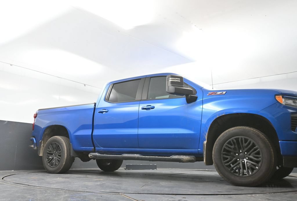 Used 2024 Chevrolet Silverado 1500 RST AWD/4WD image 19