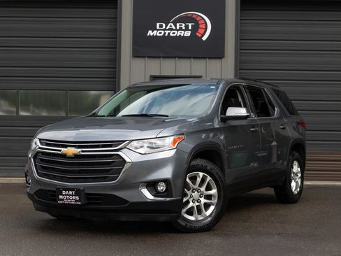 Used 2019 Chevrolet Traverse LT w/ LPO, Floor Liner Package AWD/4WD image 3