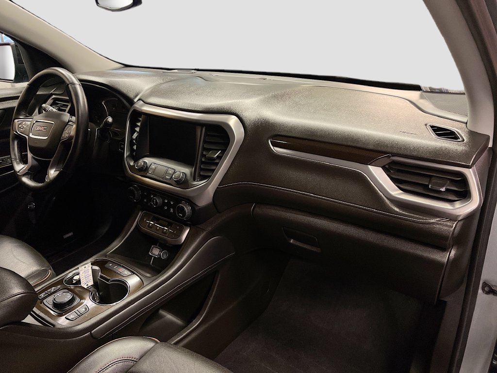Used 2023 GMC Acadia AT4 w/ Trailering Package AWD/4WD image 32