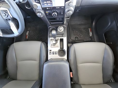 Used 2022 Toyota 4Runner SR5 Premium w/ Moonroof Package image 18