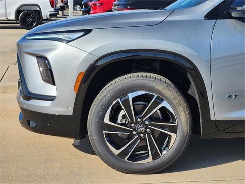 New 2026 Buick Enclave Sport Touring w/ Super Cruise Package image 7