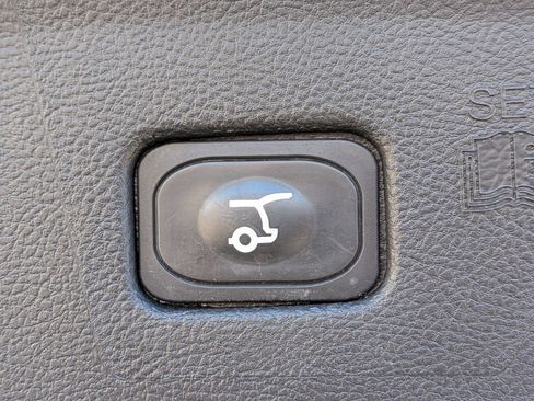 Certified 2024 Ford Edge SEL w/ Convenience Package image 16