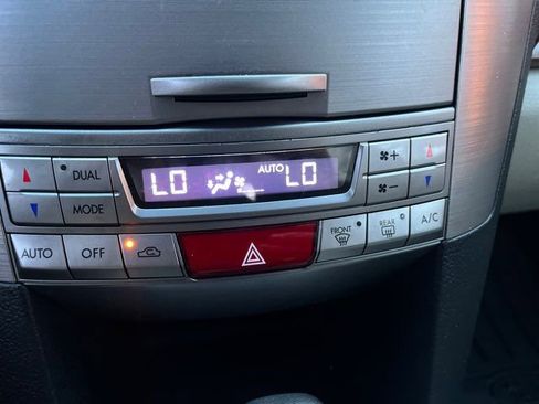 Used 2014 Subaru Outback 2.5i Limited image 20