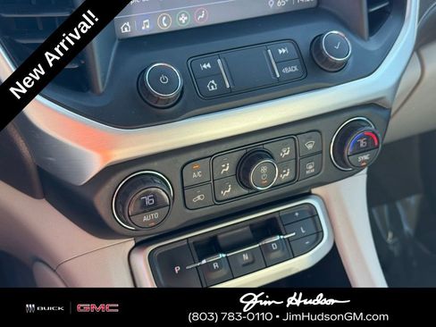 Used 2020 GMC Acadia SLT image 34