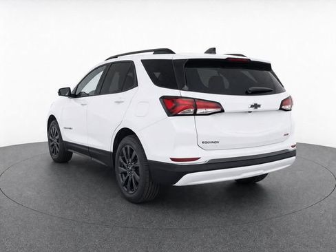 Used 2022 Chevrolet Equinox RS FWD image 5
