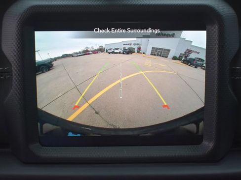 Used 2023 Jeep Wrangler Unlimited Sahara w/ Cold Weather Group image 23