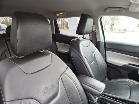 Used 2022 Jeep Compass Limited w/ Elite Group image 12