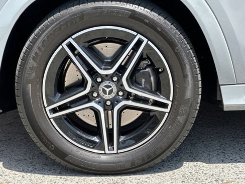Certified 2024 Mercedes-Benz GLE 450 4MATIC image 41