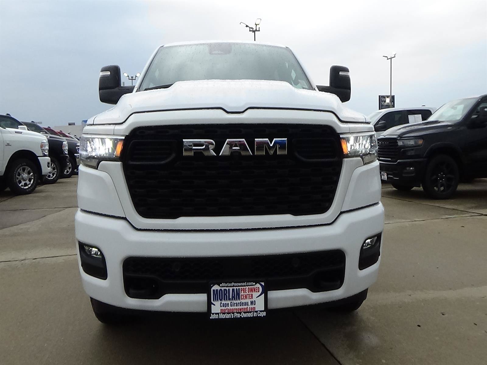 Used 2025 RAM 1500 Big Horn AWD/4WD image 3