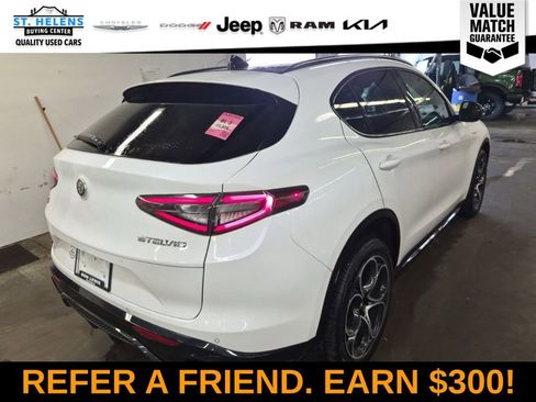 Used 2024 Alfa Romeo Stelvio Veloce AWD/4WD image 4