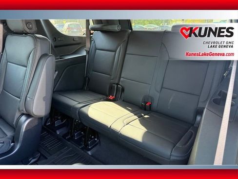 New 2026 GMC Yukon Denali w/ Sun & Power Step Package AWD/4WD image 15