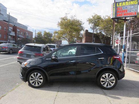 Used 2019 Buick Encore Preferred image 6