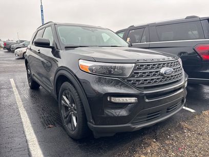 Certified 2023 Ford Explorer XLT w/ Equipment Group 202A