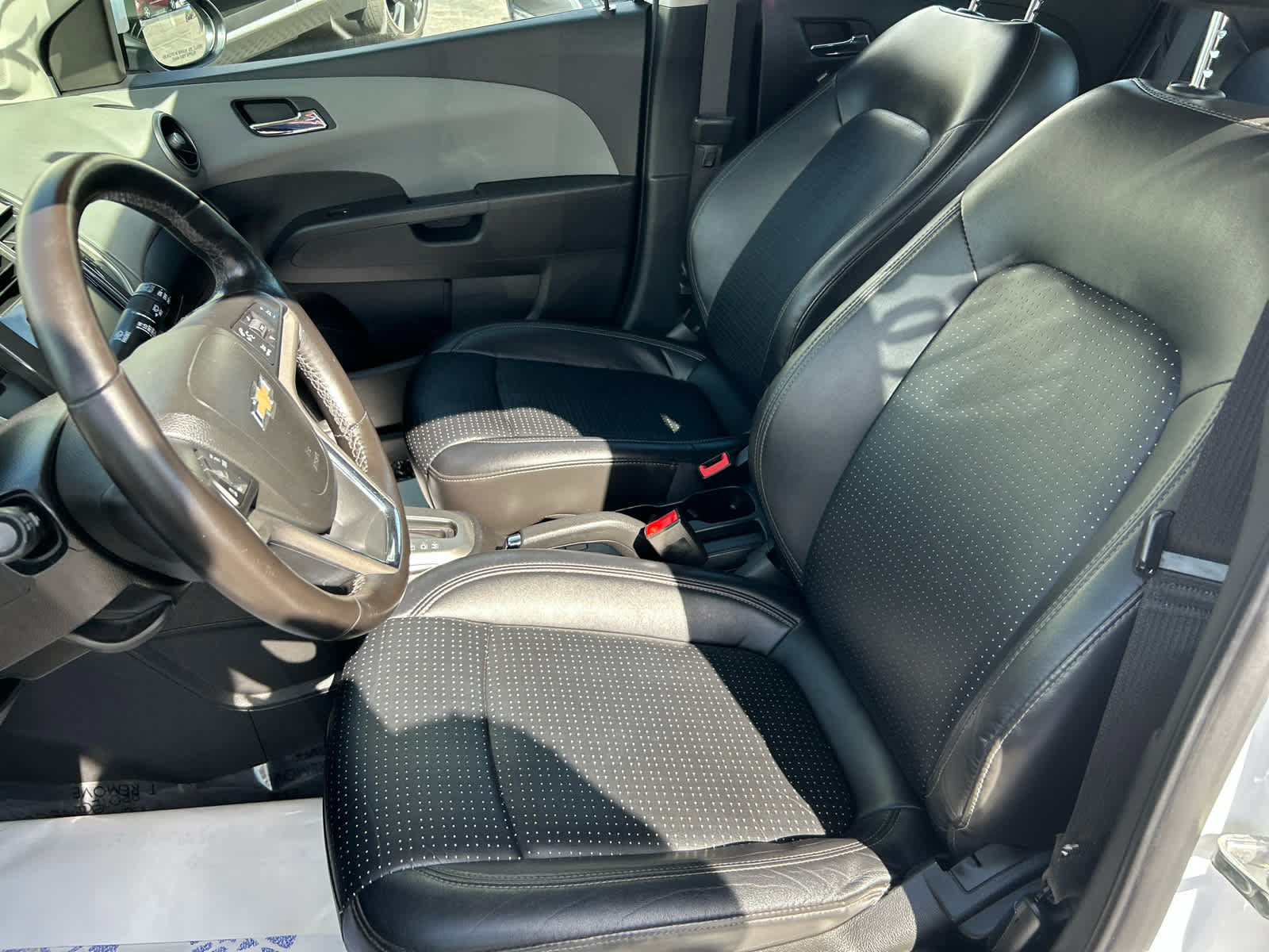 Used 2014 Chevrolet Sonic LTZ FWD image 12