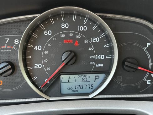 Used 2013 Toyota RAV4 XLE FWD image 18