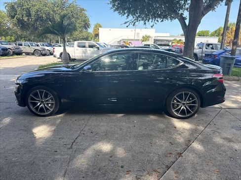 Used 2025 Genesis G70 2.5T AWD/4WD image 9